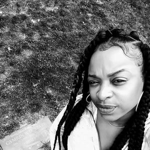 Meet your Posher, Kellie